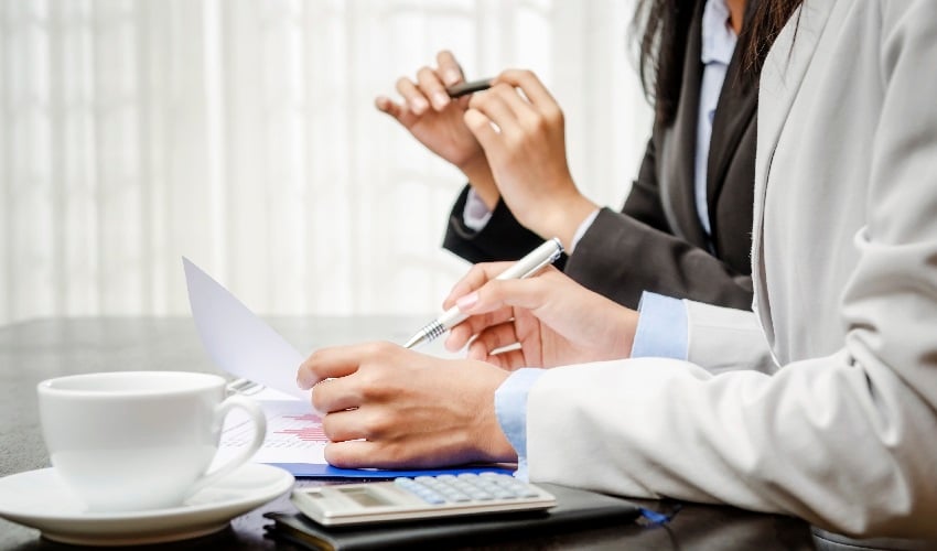 People conducting an Audit