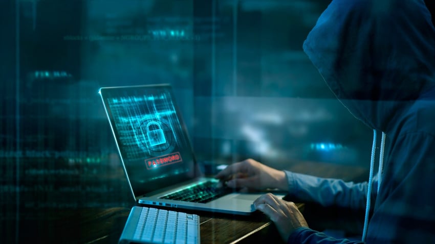 A hacker Vs. Cybersecurity